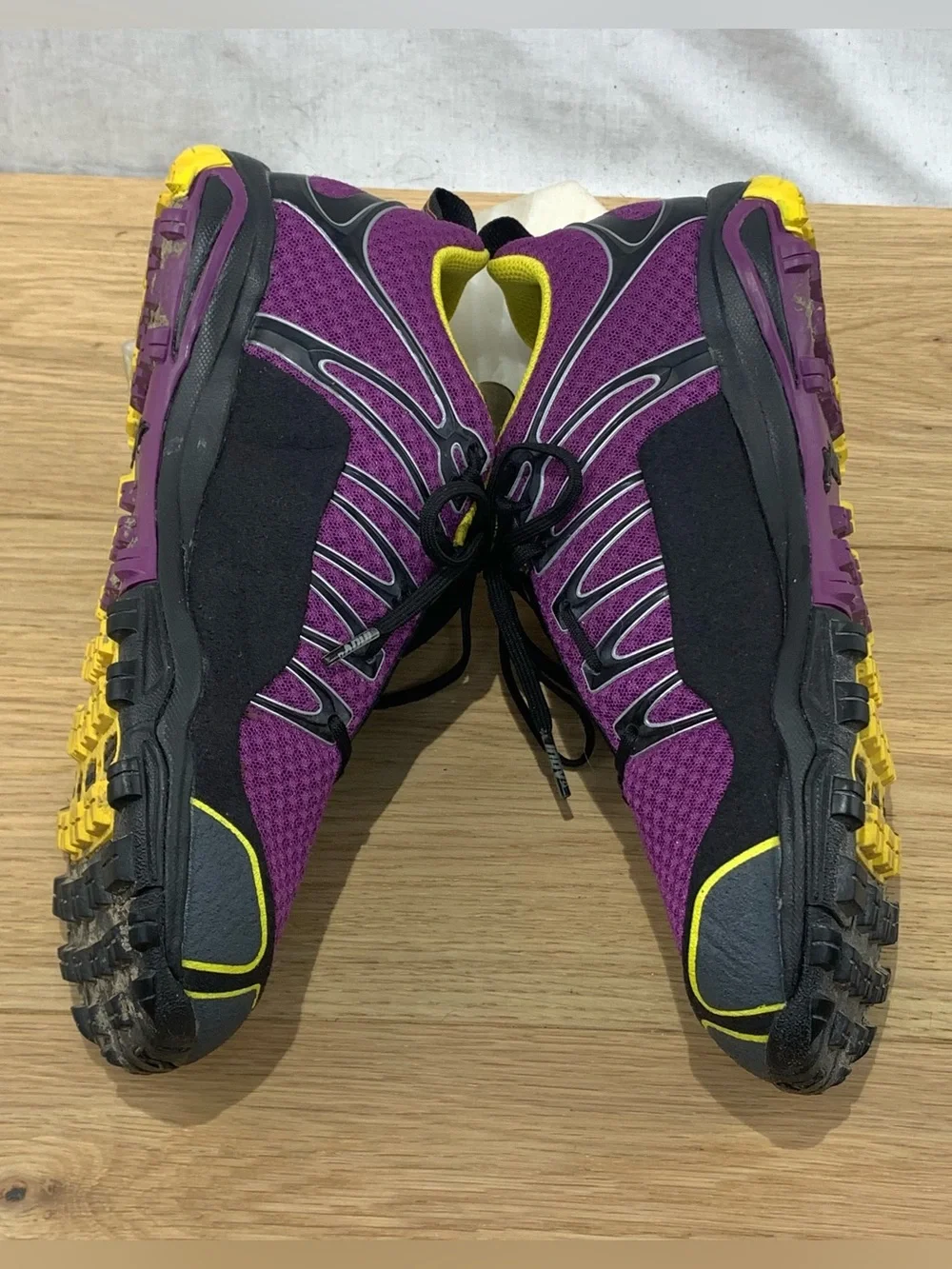 Inov-8 Trailroc 246 Womens Size 9 Purple Yellow Trail Running Shoes Excellent